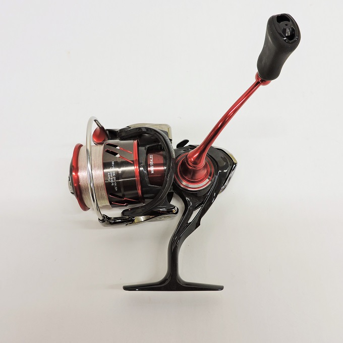 楽天市場 Daiwa ダイワ ａｅｇｉｓ イージス ２５０５ｆ ｈ スピニングリール 中古 ダイワ製リール 四日市 併売品 115 191018 4yh フーリエ 楽天市場店