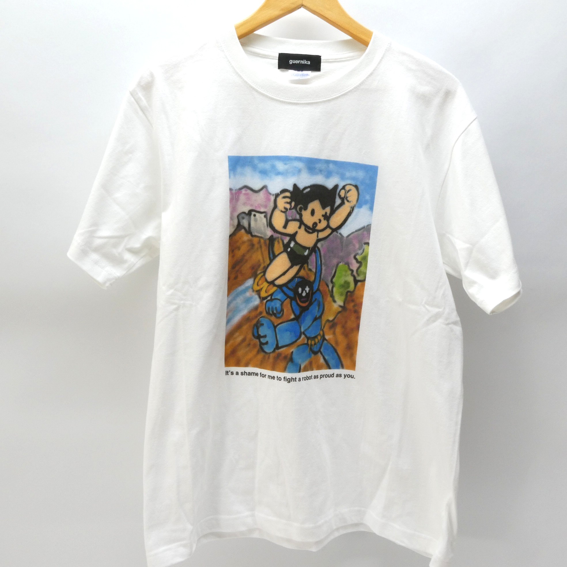 guernika　SHINICHIROINUI × TEZUKA WORLD　Print T shirt　CLB-TW-PRT-E　ゲルニカ　乾シンイチロウ　手塚治虫　手塚ワールド　　アトム　Tシャツ　 ホワイト 　サイズL　 【中古】【125 DM】 【四日市 併売品】【125-251130-05OH】 8,424円