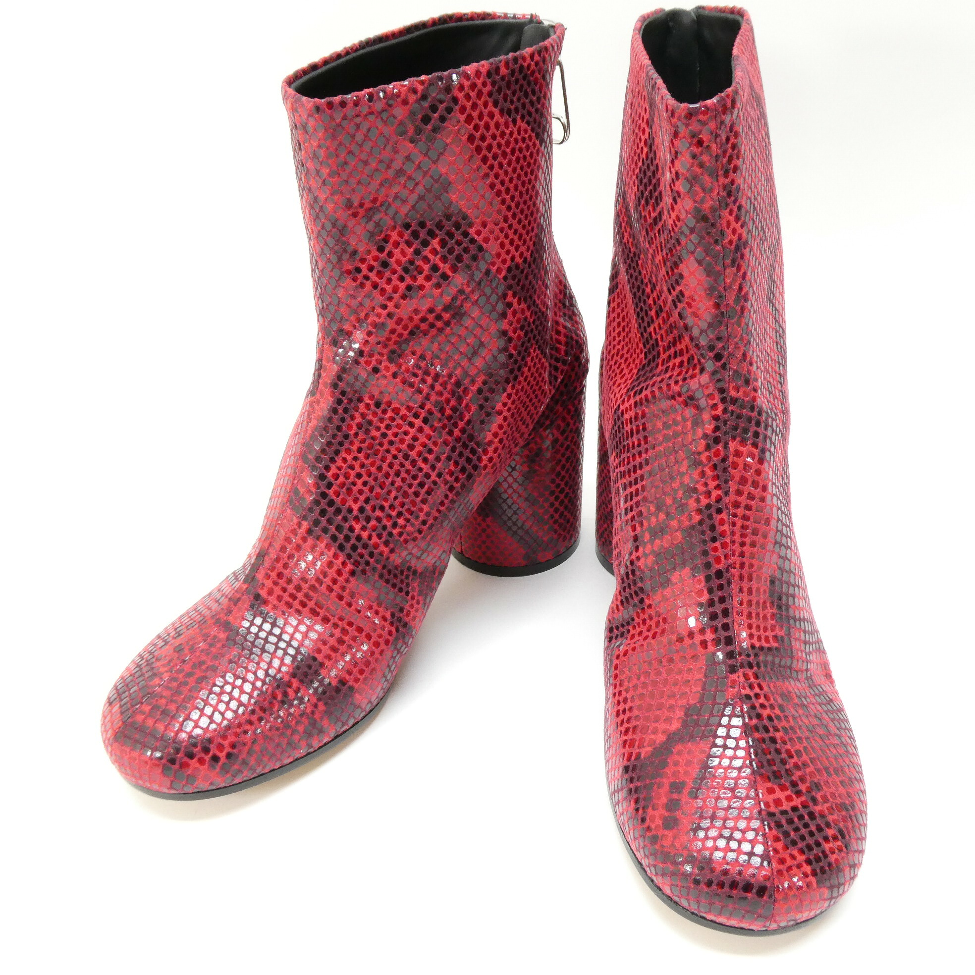 MaisonMargiela　メゾンマルジェラ　レディースショートブーツ　S39WU0097　蛇柄 型押し レッド　38 1/2 　（約25.0～25.5cm） 【中古】【140 その他靴】【四日市 併売品】【140-260114-09OH】｜フーリエ　店