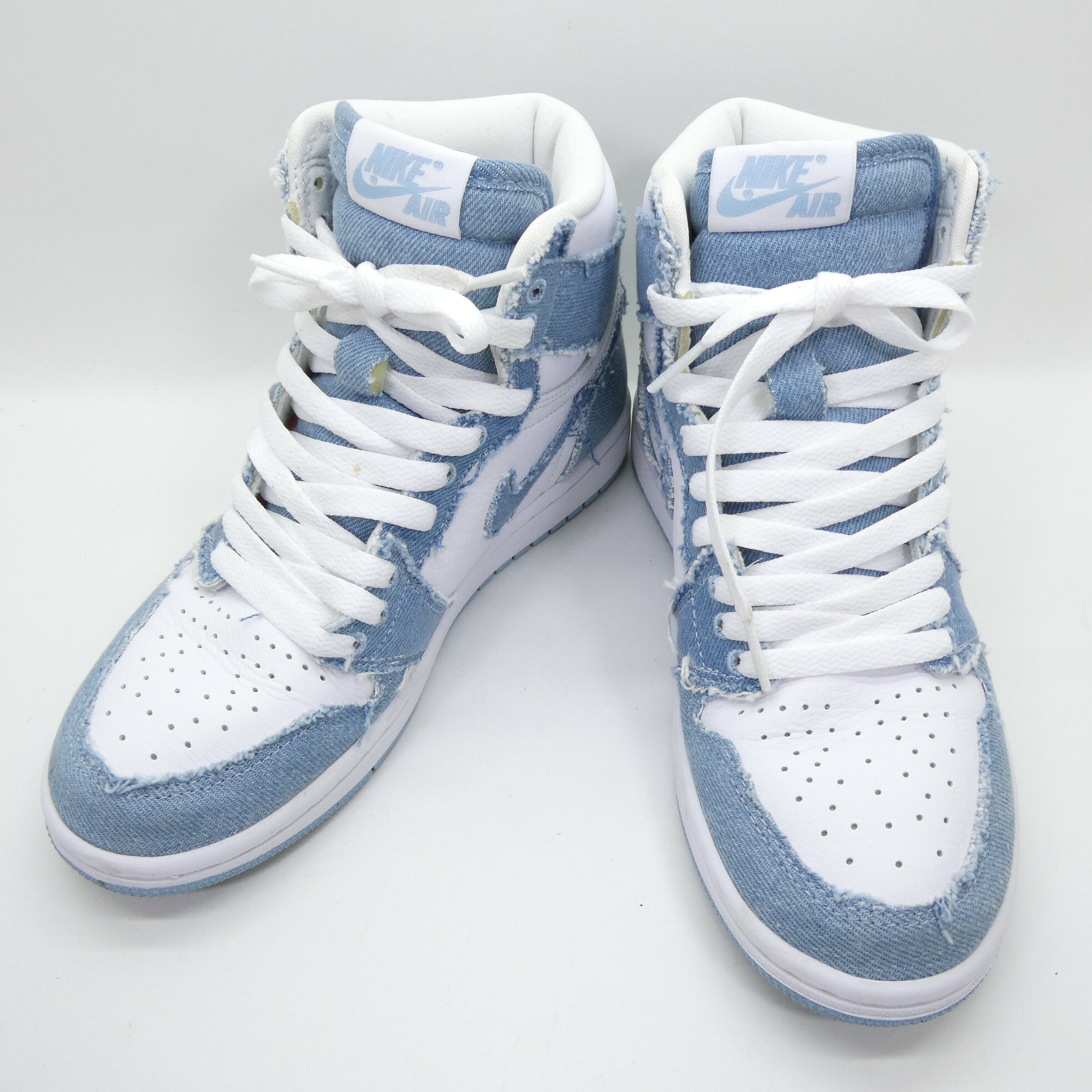 NIKE WMNS AIR JORDAN 1 RETRO HIGH OG ナイキ ウィメンズ エア ジョーダン 1 レトロ ハイ オリジナル ホワイト/ボーダー ブルー DM9036-104 US6.5 約23.5cm 【中古】【139 スニーカー】【四日市 併売品】【139-260510-01OH】｜フーリエ　店