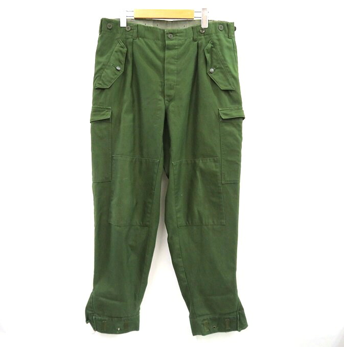 Military Swedish M59 Cargo Pant スウェーデン王国軍 カーゴパンツ / 活動の領域ズボン下 カーキ 大きさ：C54【中古】【128 アメカジ】【四日市 併売品】【128-260509-01VH】