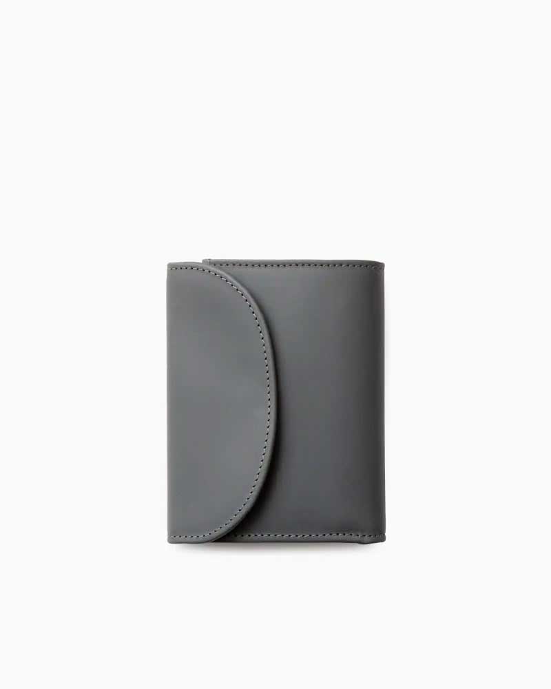 べオーマレザーカンパニー【BEORMA LEATHER COMPANY】型番：S0007 3FOLD WALLET（ライトグレースティール/エクリュ) 三つ折り金入れ コンパクトウォレット チェルシーレザー 祝い日伝達ルート2025 牛皮 男女兼用