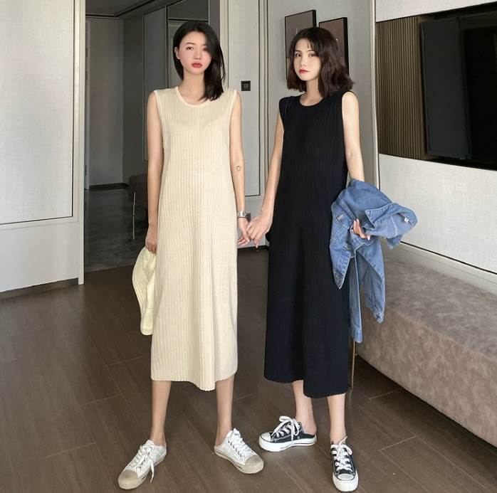 ワンピース ロング丈 ノースリーブ ラウンドネック Iライン ストレート ミッドウエスト ニット生地 かわいい 上品 お