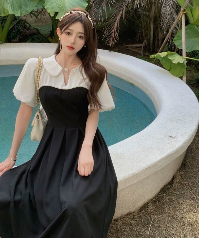 ミモレ丈 半袖 パフスリーブ 襟付き ピーターパンカラー ウエスト切り替え ハイウエスト かわいい 大人可愛い きれい