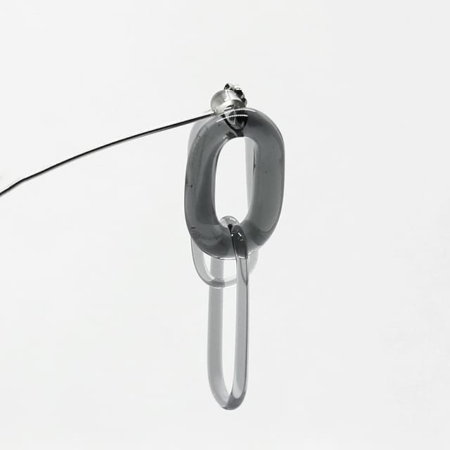_cthruit シースルーイット connected (S) earring ピアス 【Black】※片耳