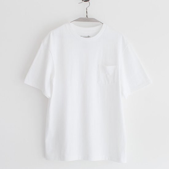 armi (アーミー) 【HARD MAN】CREW POCKET T (Tシャツ) - UNISEX 【Size: 02/ 03】ar060100