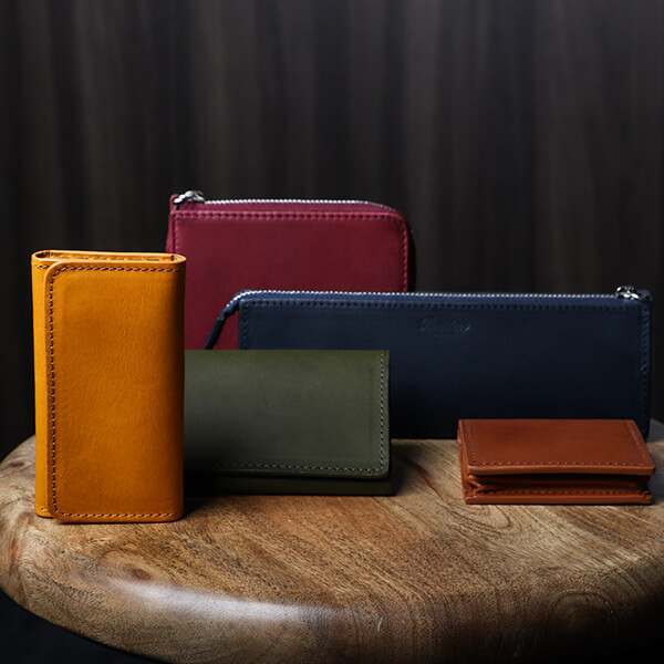 楽天市場 キーケース メンズ 名入れ 名前入れ コンパクト 三つ折り 5連 本革 革 皮 レザー キーホルダー ミネルバリスシオ プレゼント キーリング ギフト レディース 鍵 カギ ケース ダブルホック シンプル おしゃれ ブースターズ Boosters フリースピリッツ楽天市場支店