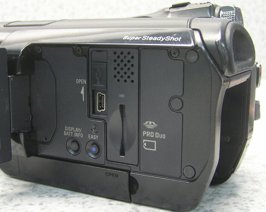 【楽天市場】 SONY/ソニー デジタルHDビデオカメラレコーダー HDR-HC9 ミニDVテープでハイビジョン撮影 動作良好！【中古】 送料
