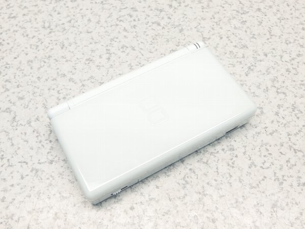 楽天市場 Nintendo 任天堂 ニンテンドーds Lite クリスタルホワイト Acアダプタ欠品 本体のみ 初期化済み 動作確認ok 中古 送料無料 フリースタイルジャパン