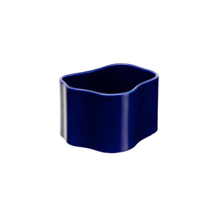 Artek（アルテック）/Riihitie Plant Pot/リーヒティエ プラントポット/Bタイプ（小）/ブルー 新生活 引っ越し 実用的 インテリア 【納期】約3～4週間（メーカー欠品時を除く） 9,768円