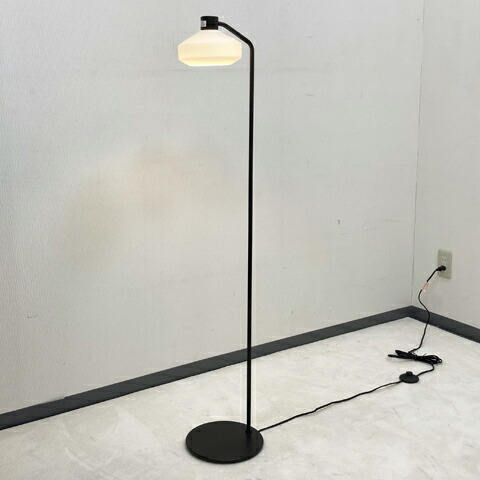 楽天市場】[中古]☆モデルルーム展示品☆【FRANDSEN】フランゼンメイヤーフロアランプmayor floor lampフロアライトフロアスタンドmoda  en casaモーダ エン カーサ※動作確認済み電球付属無しお届けご指定日1か月先まで : リサイクルショップフレンズ