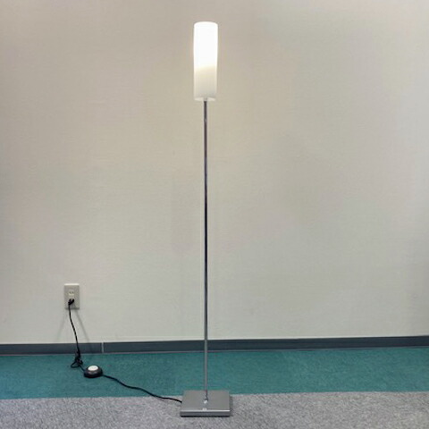 中古 パタンルームウインド種目 山田火具 Fd 4174 L随行ライトフロアランプウエーledフット取っ換える19年間製照明働く裏付済 基準点買値 48 840 Pasadenasportsnow Com