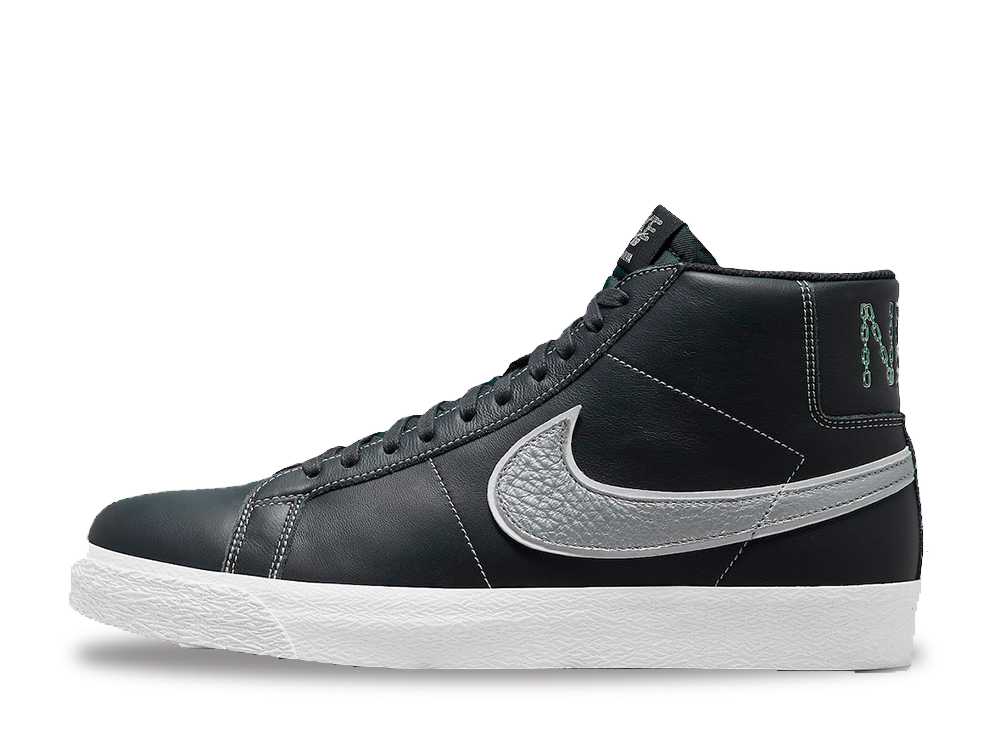 【今だけ500円銀行割引クーポン券あり!!】Nike メイソン・シルヴァ × ナイキSB 望遠レンズ ブレーザー ミッド うす暗い オブシディアン アンド メタリック しろがね色 ナイキ DZ7260-400 メンズ スニーカー 駈けっくらシューズ 21SN-DZ7260-400