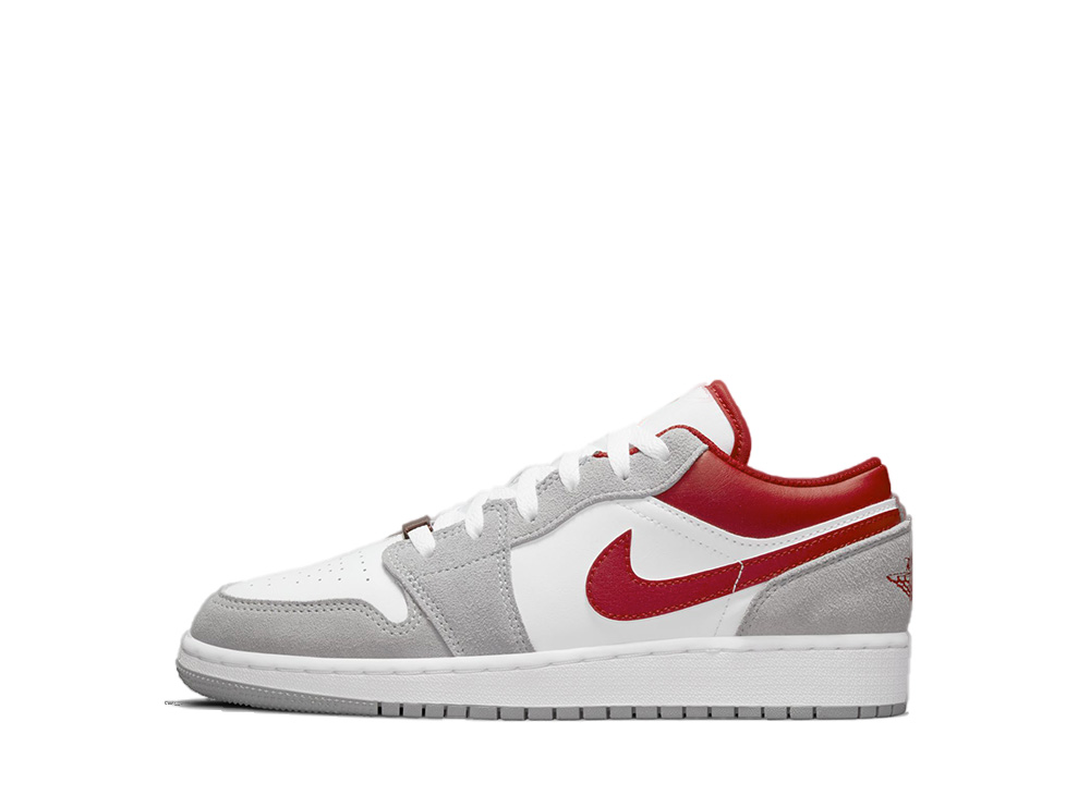 今だけ【1000円クーポン】発行中!!Nike ナイキ GS エアジョーダン 1 ロー SE ホワイト/グレー/レッド ナイキ DM0589-016 大人も履ける キッズモデル ウィメンズ レディース スニーカー ランニングシューズ キッズスニーカー ベビーシューズ 21SN-DM0589-016