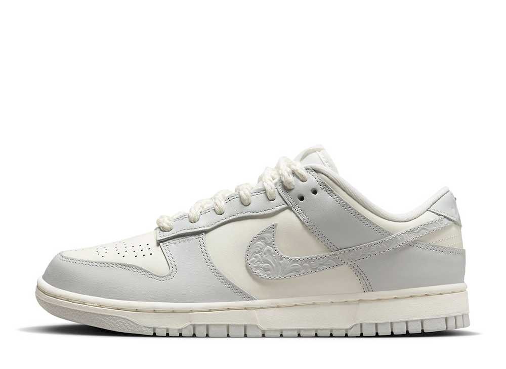【今だけ500円割引クーポンあり!!】Nike ナイキ ウィメンズ ダンク ロー セイル/オーラ タウニー メタリックシルバー ナイキ FJ4553-133 ウィメンズ レディース スニーカー ランニングシューズ 21SN-FJ4553-133｜セレクトショップFrenz 28,535円