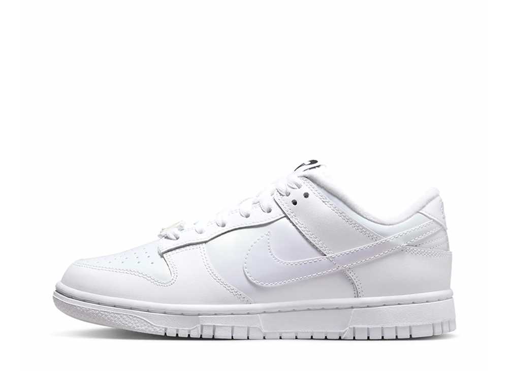 【今だけ500円銀行割引クーポン券あり!!】Nike ナイキ ウィメンズ ダンク 置き目 SE ジャスト ドゥ イット 白いこと ナイキ ナイキ ウィメンズ ダンク 置き目 SE ジャスト ドゥ イット 白いこと FD8683-100 ウィメンズ レディース スニーカー 駈けっくらシューズ 21SN-FD8683-100