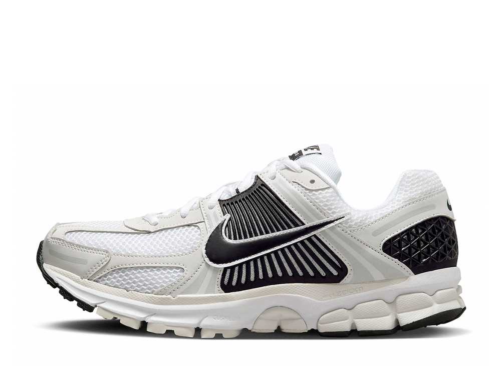 【百貨店大売り出し】1000円クーポン券振り出し！Nike ナイキ 望遠レンズ ボメロ5 白いこと/黒いこと ナイキ ナイキ 望遠レンズ ボメロ5 白いこと/黒いこと FB9149-101 メンズ スニーカー 駈けっくらシューズ 21SN-FB9149-101