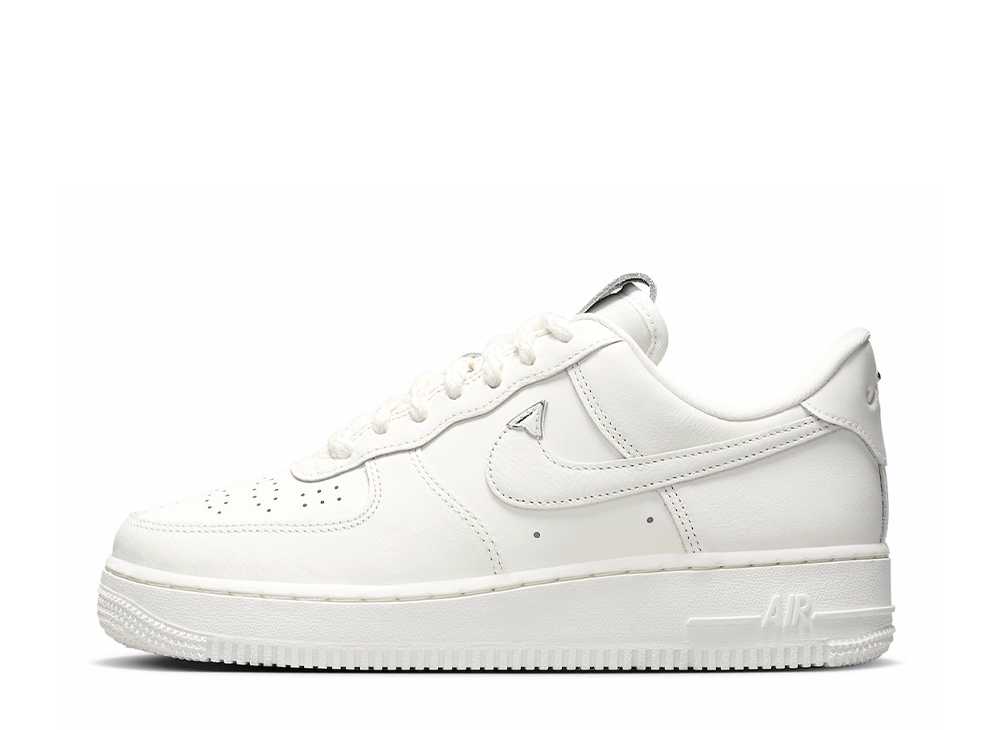 【今だけ500円割引クーポンあり!!】Nike ナイキ ウィメンズ エアフォース1 ロー ニードルワーク ナイキ ナイキ ウィメンズ エアフォース1 ロー ニードルワーク FJ4559-133 ウィメンズ レディース スニーカー ランニングシューズ 21SN-FJ4559-133|セレクトショップFrenz
