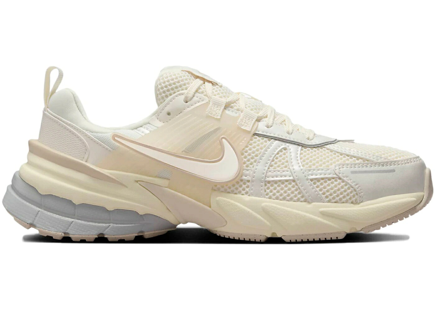【百貨店大売り出し】1000円引き換え証書き著す！Nike Nike V2K Run Pale Ivory (Women\u0027s) ナイキ HQ1512-110 ウィメンズ レディース スニーカー 駈けっくらシューズ 19SX-20240726151310-036