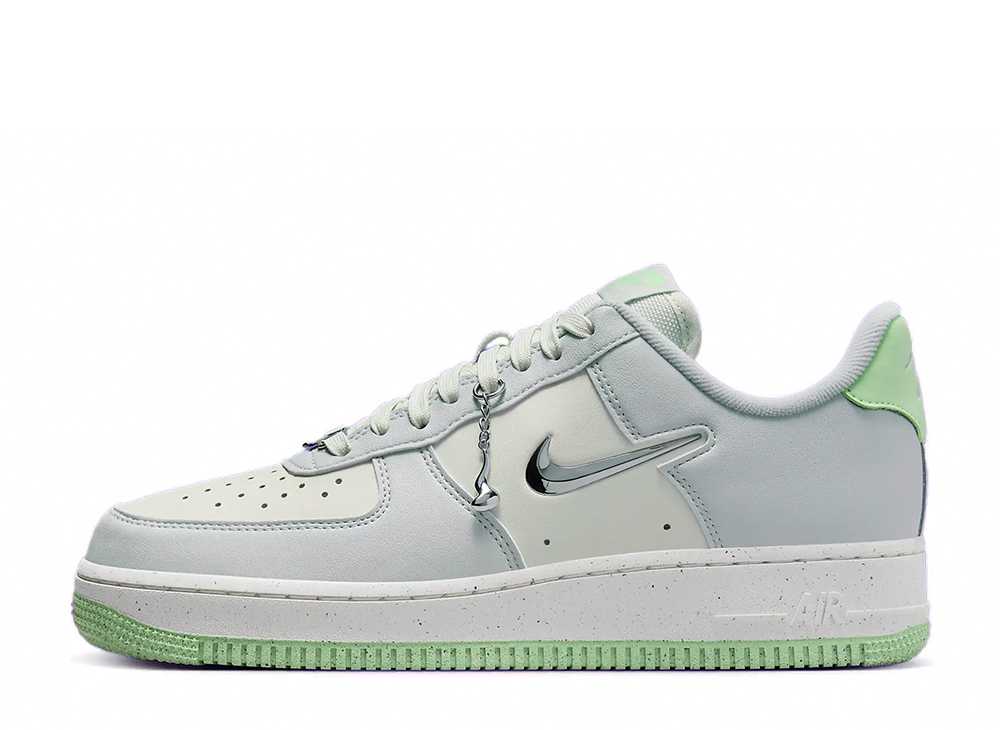 【今だけ500円銀行割引引き換え証あり!!】Nike ナイキ ウィメンズ 空軍1 置き目 ネクストネイチャー SE シーグラス/ともし火しろがね色/セイル/ヴェイパーグリーン ナイキ FN8540-001 ウィメンズ レディース スニーカー 駈けっくらシューズ 21SN-FN8540-001