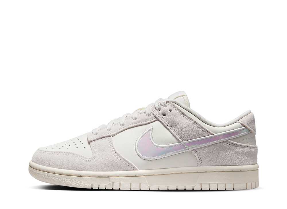【今だけ500円銀行割引引き換え証あり!!】Nike ナイキ ウィメンズ ダンク 置き目 イリディセントスウッシュ ナイキ HF5074-133 ウィメンズ レディース スニーカー 駈けっくらシューズ 21SN-HF5074-133