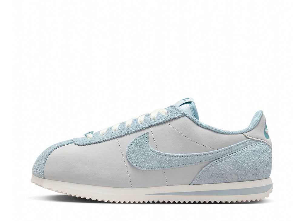 ＼1000円OFFクーポン発行／Nike ナイキ ウィメンズ コルテッツ プレミアム レザー ピュアプラチナム/デニムターコイズ/セイル/ライトアーモリーブルー ナイキ HQ1500-043 ウィメンズ レディース スニーカー ランニングシューズ 21SN-HQ1500-043｜セレクトショップFrenz 24,075円