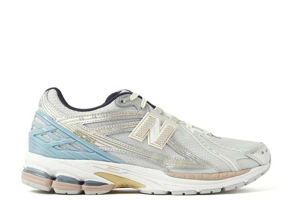 【百貨店大売り出し】1000円クーポン券振り出し！New Balance 口づけ × ニュー平衡にする 1906R 白いこと/青み M1906RKC ニュー平衡にする KNB1906R-WH メンズ スニーカー 駈けっくらシューズ 21SN-KNB1906R-WH