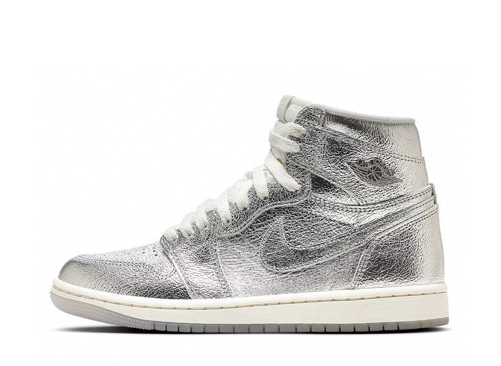 【今だけ500円割引クーポンあり!!】Nike ナイキ ウィメンズ エアジョーダン1 レトロ ハイ クローム ナイキ FN7249-001 ウィメンズ レディース スニーカー ランニングシューズ 21SN-FN7249-001｜セレクトショップFrenz
