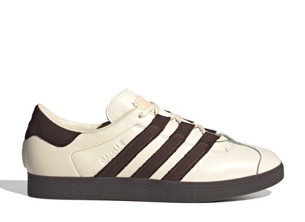 【百貨店大売り出し】1000円クーポン券振り出し！adidas フットインダストリー × アディダス オリジナルス ガゼル 皮膚軟化剤白いこと/うす暗い赤銅色 アディダス IG1895 メンズ スニーカー 駈けっくらシューズ 21SN-IG1895
