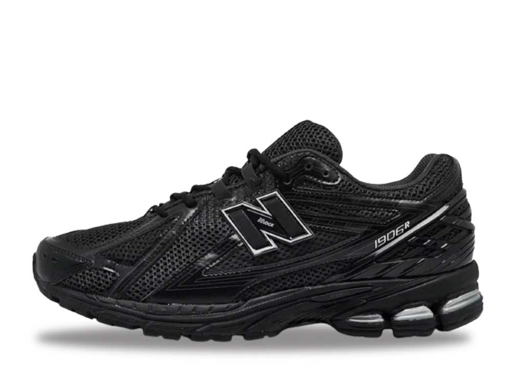 【新品タグ付き】New Balance M1906RCH ブラック 黒 24.5 希少タグ付き】New Balance M1906RCH ブラック 黒 24.5 - メルカリ