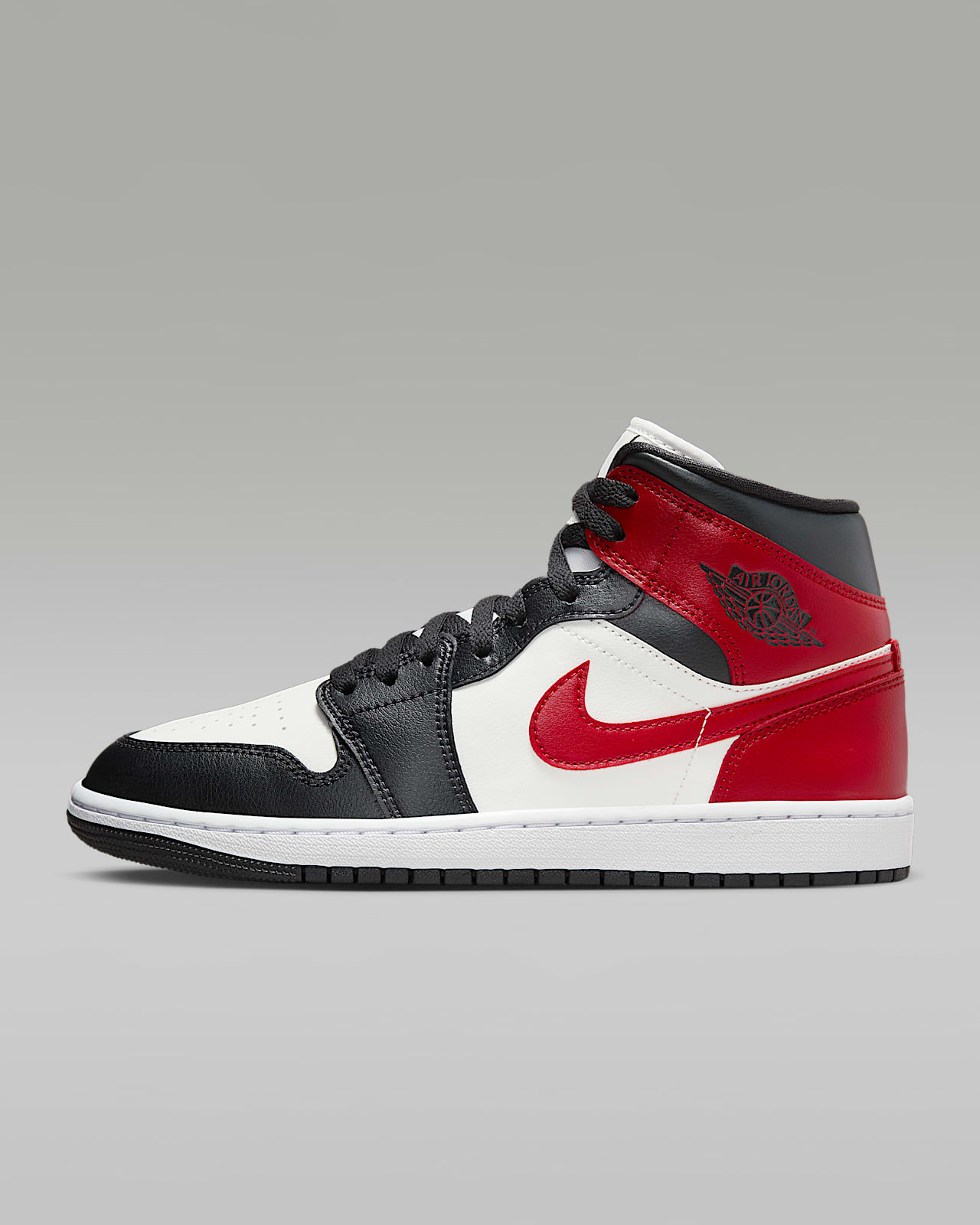今だけ【1000円クーポン】発行中!!Nike エア ジョーダン 1 MID ナイキ BQ6472-160 ウィメンズ レディース スニーカー ランニングシューズ 20NK-BQ6472-160
