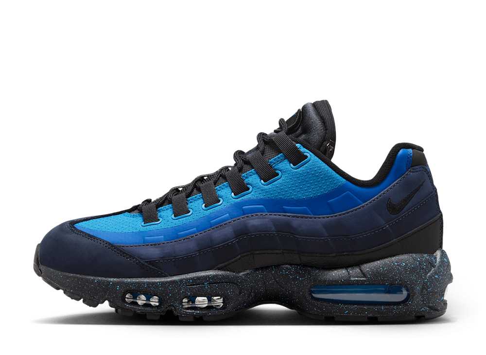 【今だけ500円割引クーポンあり!!】Nike スタッシュ × ナイキ エアマックス95 ブラック アンド ハーバーブルー (2024) ナイキ HF5515-400 メンズ スニーカー ランニングシューズ 21SN-HF5515-400