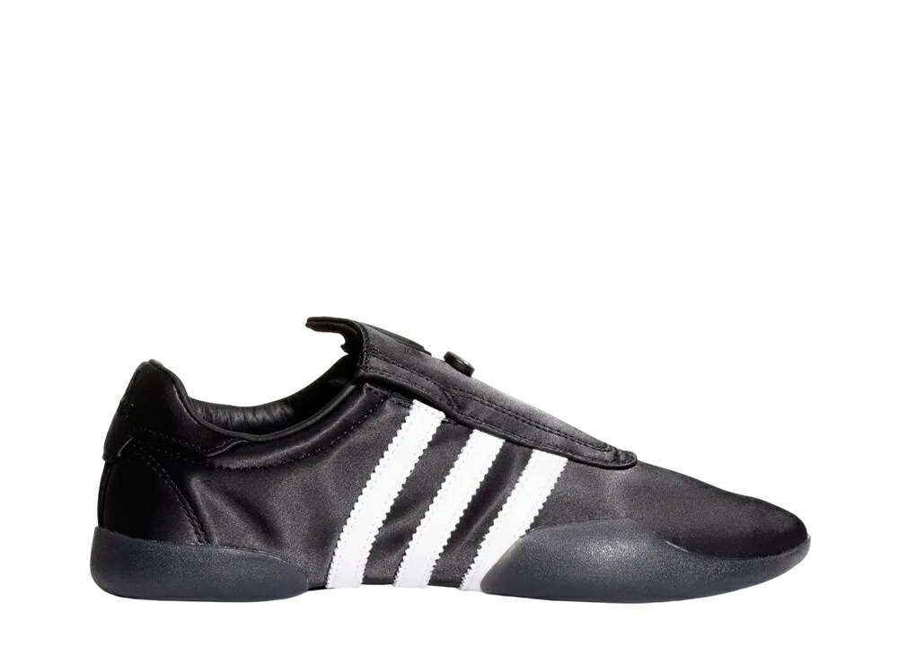【今だけ500円割引クーポンあり!!】発行中!!adidas アトモスピンク × アディダスオリジナルス ウィメンズ テコンドー メイ ブラック サテン アディダス JR8001 ウィメンズ レディース スニーカー ランニングシューズ 21SN-JR8001