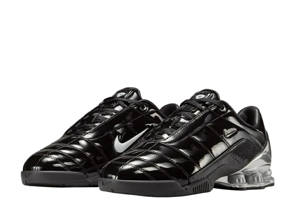 【今だけ500円割引クーポンあり!!】Nike マハアムステルダム × ナイキ ウィメンズ トータル90 ショックス マジア ブラック/メタリックシルバー ナイキ IM9326-001 ウィメンズ レディース スニーカー ランニングシューズ 21SN-IM9326-001