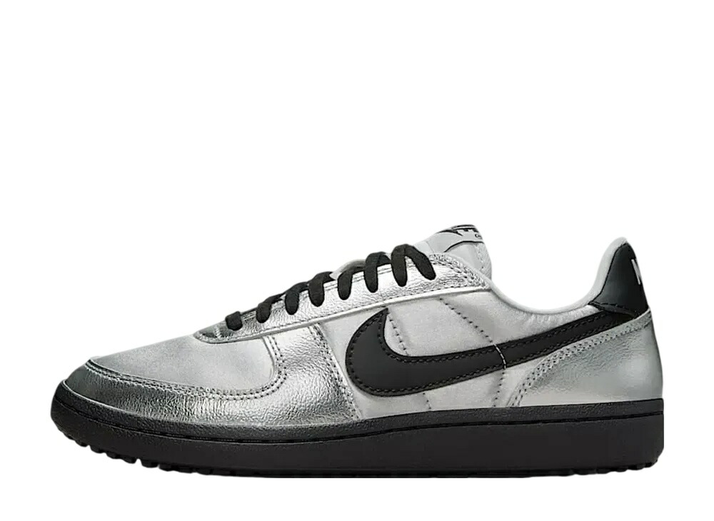 今だけ【1000円クーポン】発行中!!Nike ナイキ ウィメンズ フィールドジェネラル メタリックシルバー/フォトンダスト/ホワイト/ブラック ナイキ HQ7397-001 ウィメンズ レディース スニーカー ランニングシューズ 21SN-HQ7397-001
