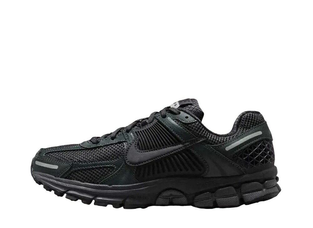 【百貨店大売り出し】1000円引き換え証ふり出し！Nike ナイキ ウィメンズ 望遠レンズ ボメロ5 トリプル黒いこと ナイキ FQ7079-002 ウィメンズ レディース スニーカー 駈けっくらシューズ 21SN-FQ7079-002