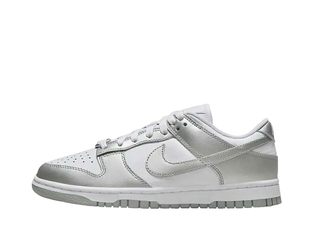 \1000円OFFクーポン発行/Nike ナイキ ウィメンズ ダンク ロー メタリックシルバー ナイキ FV1311-100 ウィメンズ レディース スニーカー ランニングシューズ 21SN-FV1311-100|セレクトショップFrenz