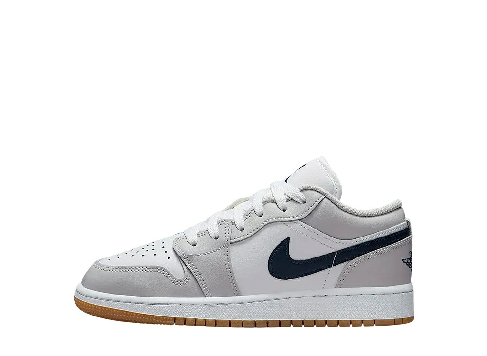 \1000円OFFクーポン発行/Nike ナイキ GS エアジョーダン1 ロー ホワイト/ニュートラルグレー/ガムミディアムブラウン/ミッドナイトネイビー (キッズ) ナイキ 553560-146 大人も履ける キッズモデル レディース スニーカー キッズスニーカー ベビーシューズ|セレクトショップFrenz
