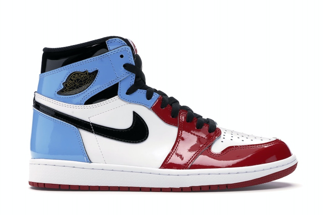 【今だけ500円割引クーポンあり!!】Jordan ナイキ エアジョーダン1 ハイ “フィアレス“ Jordan 1 Retro High “Fearless UNC Chicago“ Jordan ナイキ エアジョーダン1 ハイ CK5666-100 メンズ スニーカー ランニングシューズ 19SX-20220923231320-123