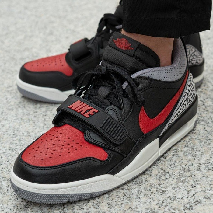 【今だけ500円割引クーポンあり!!】Jordan ナイキ ジョーダンレガシー312 ロー ブラック/ユニバーシティレッド Jordan Legacy 312 Low &ldquo;Bred Cement&ldquo; Jordan ナイキ エアジョーダン レガシー 312 ロー CD7069-006 メンズ スニーカー ランニングシューズ｜セレクトショップFrenz