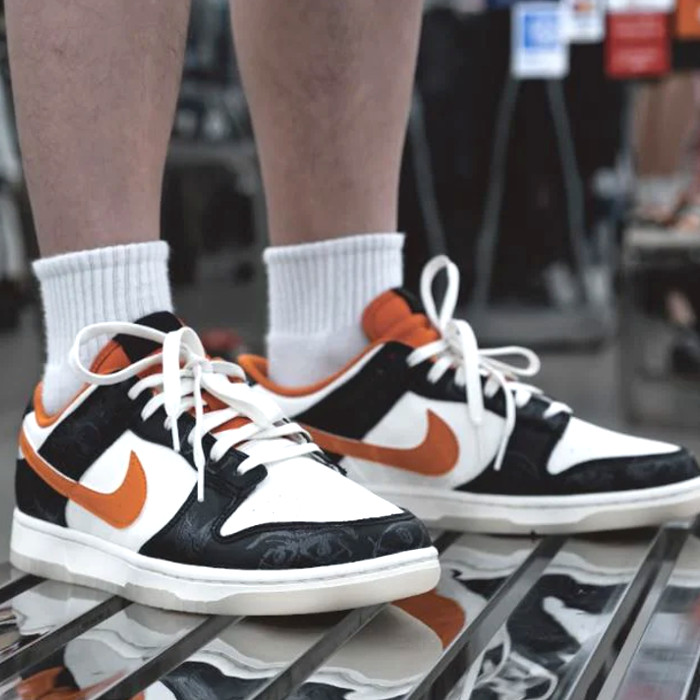 【今だけ500円銀行割引クーポン券あり!!】Nike ナイキ ダンク 置き目 PRM “円光ウィーン“ (2021) Nike Dunk Low PRM “Halloween (2021)“ ナイキ ナイキ ダンク 置き目 PRM 円光ウィーン DD3357-100 メンズ スニーカー 駈けっくらシューズ 19SX-20220930230657-039