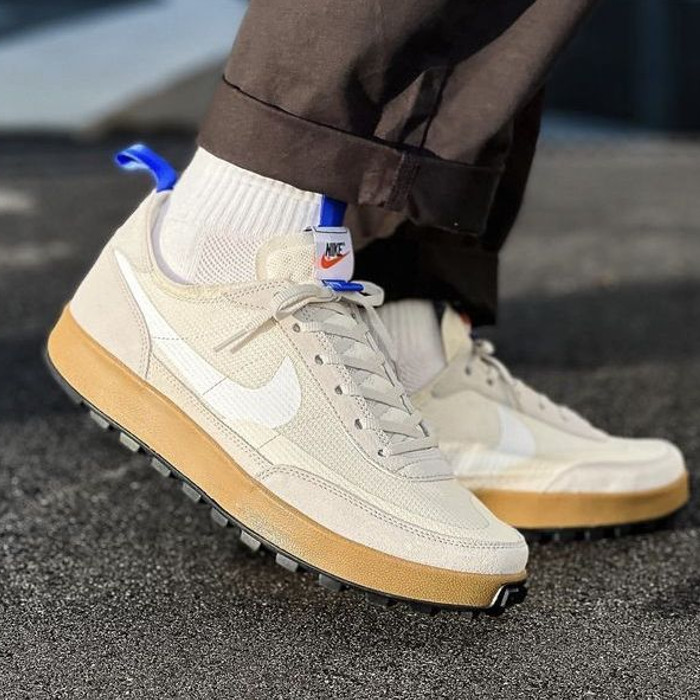 可愛いクリアソール Nike Wmns Air Force 1 High AF1 ハイカット 可愛いクリアソール Nike Wmns Air Force 1 High AF1 ハイカット