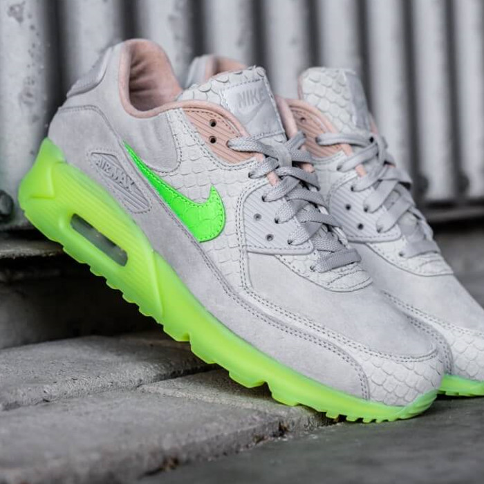 【今だけ500円割引クーポンあり!!】Nike ナイキ エアマックス90 スケアリー アッパーズ Nike Air Max 90 “New Species“ ナイキ エアマックス90 スケアリー アッパーズ CQ0786-001 メンズ スニーカー ランニングシューズ 19SX-20221017103604-059