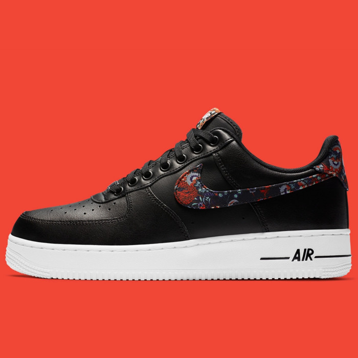今だけ【1000円クーポン】発行中!!Nike ナイキ エアフォース 1 ロー “ブラック フローラル“ Nike Air Force 1 Low “Black Floral“ ナイキ エアフォース 1 ロー CZ7933-001 メンズ スニーカー ランニングシューズ 19SX-20221017103604-090
