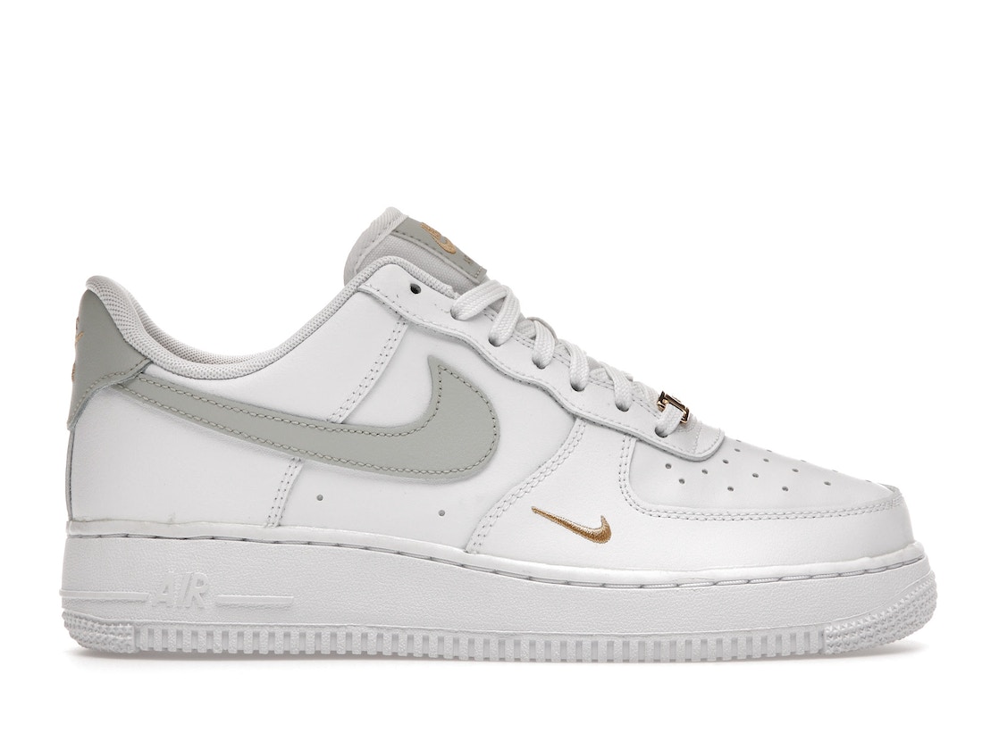 【今だけ500円銀行割引引き換え証あり!!】Nike ナイキ ウィメンズ 空軍 1 07 エッセンシャル “白いこと“ Nike Air Force 1 Low “White Grey Gold (Women\u0027s)“ ナイキ 空軍 1 置き目 エッセンシャル CZ0270-106 ウィメンズ レディース スニーカー