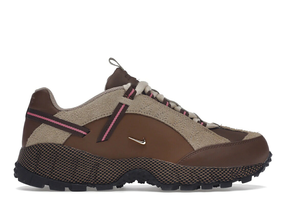 今だけ【1000円クーポン】発行中!!Nike Nike Air Humara LX Jacquemus Ale Brown Gold (Women's) ナイキ エア フマラ DR0420-200 ウィメンズ レディース スニーカー ランニングシューズ 19SX-20230616105003-077