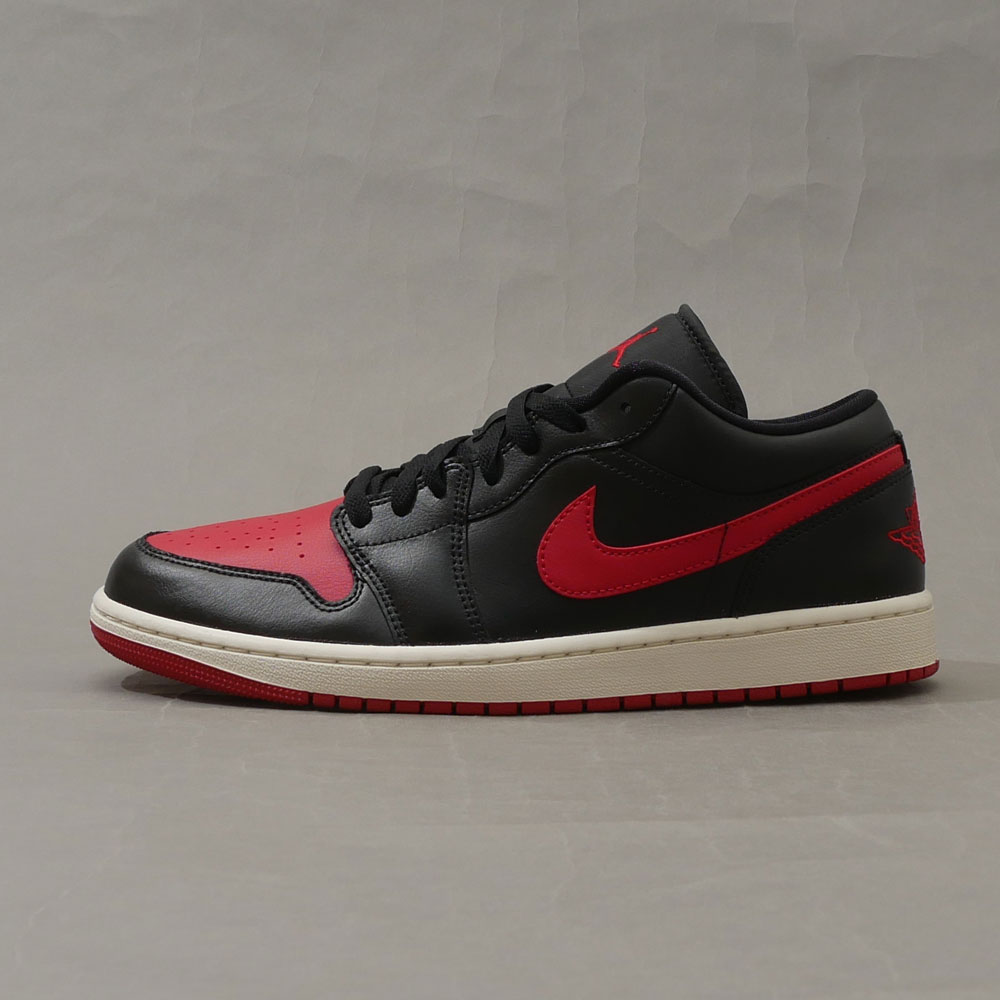 NIKE エアジョーダン1 ロー レッド/ブラック DC0774-160 Amazon | [ナイキ] エア ジョーダン 1 ロー W AIR JORDAN 1 LOW