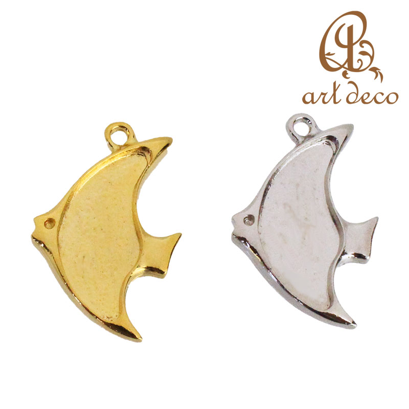 楽天市場】チャーム キーホルダー ペンダントトップ エイ マンタ 魚 2