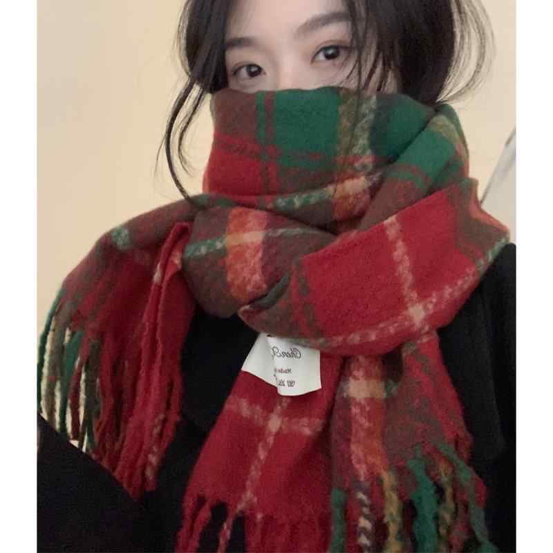 マフラー かわいい レディース 女性 韓国 冬 暖かい 厚手 防寒 保温 カジュアル 普段使い 通学 ポリエステル 繊維 赤 紫 チェック 柄 フリンジ