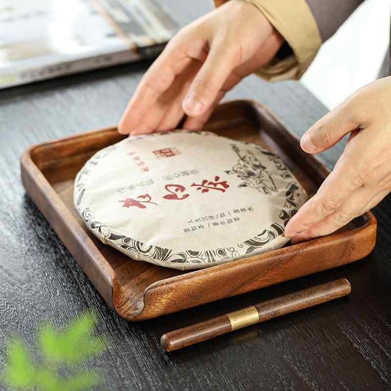 木製 お盆 今めかしい 喫茶店 琥珀色木 純乎たる材 西洋菓子 茶 付属品 まっ黒 サクラ色木材 分かりやすい 自然的 レトロ 大きめ 小さめ 普段使い走り 差し上げ物 柔らかい 手作り